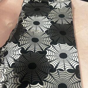 Black and White Spider Web Patterned Leggings